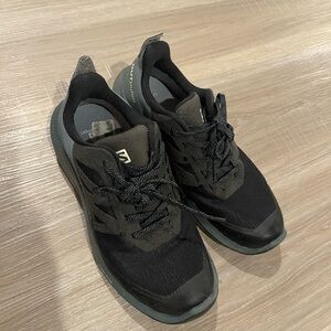 Salomon Outpulse GTX Womens Hiking Shoes Outdoor Size 7 men/ 8 women